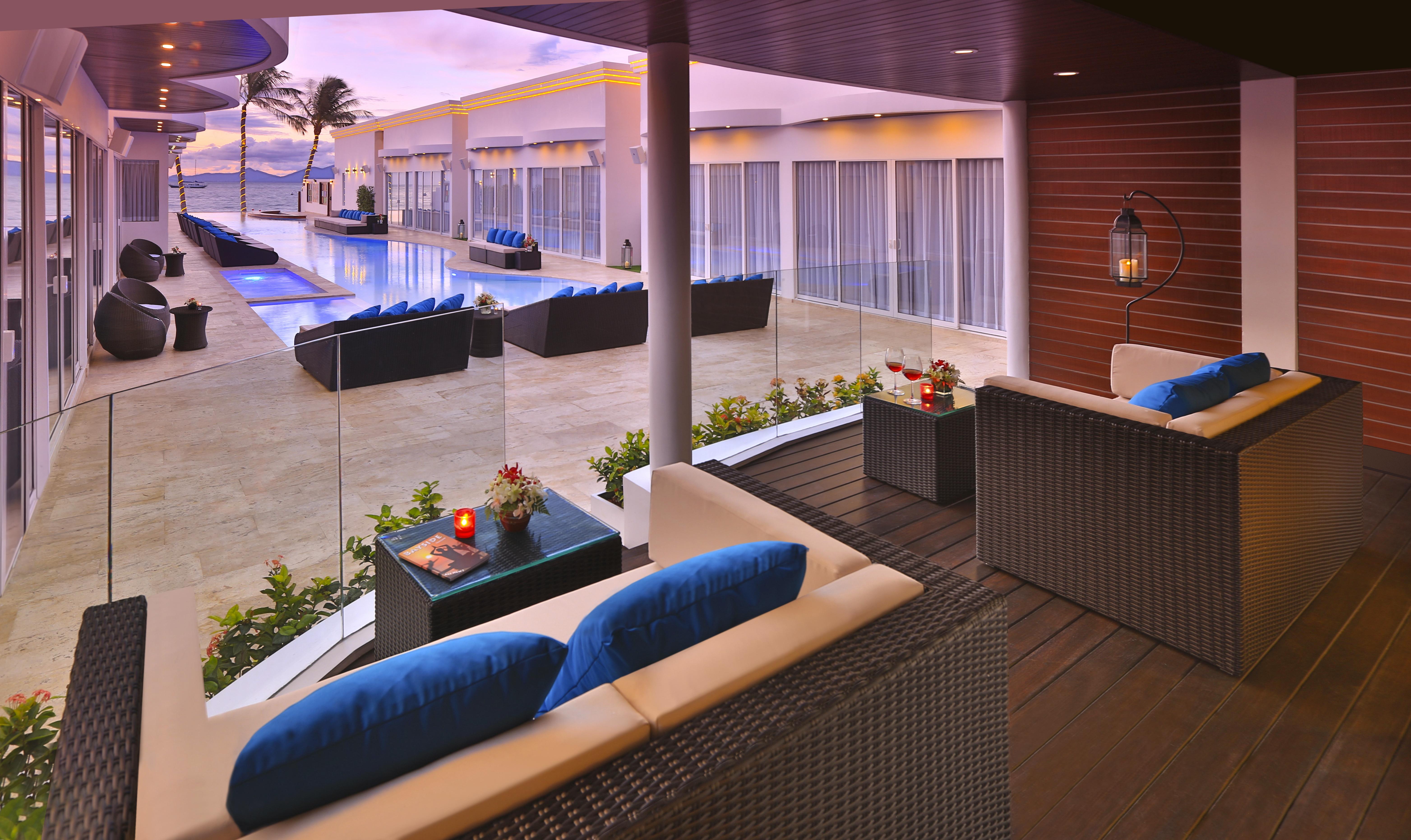 The Privilege Hotel Ezra Beach Club Bang Rak Beach  Bagian luar foto