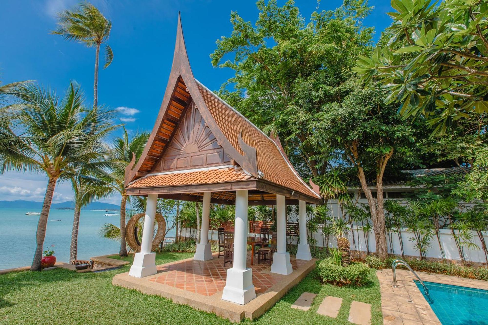 The Privilege Hotel Ezra Beach Club Bang Rak Beach  Bagian luar foto
